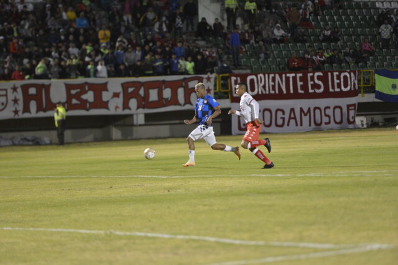 Santa Fe igualó puntos con Boyacá Chicó