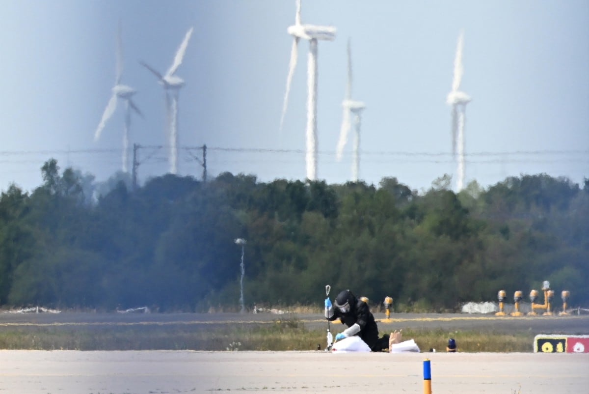 El aeropuerto, situado en el este de Alemania, desempeña un papel clave en el transporte de material militar, tanto para el ejército alemán como para los aliados de la OTAN.