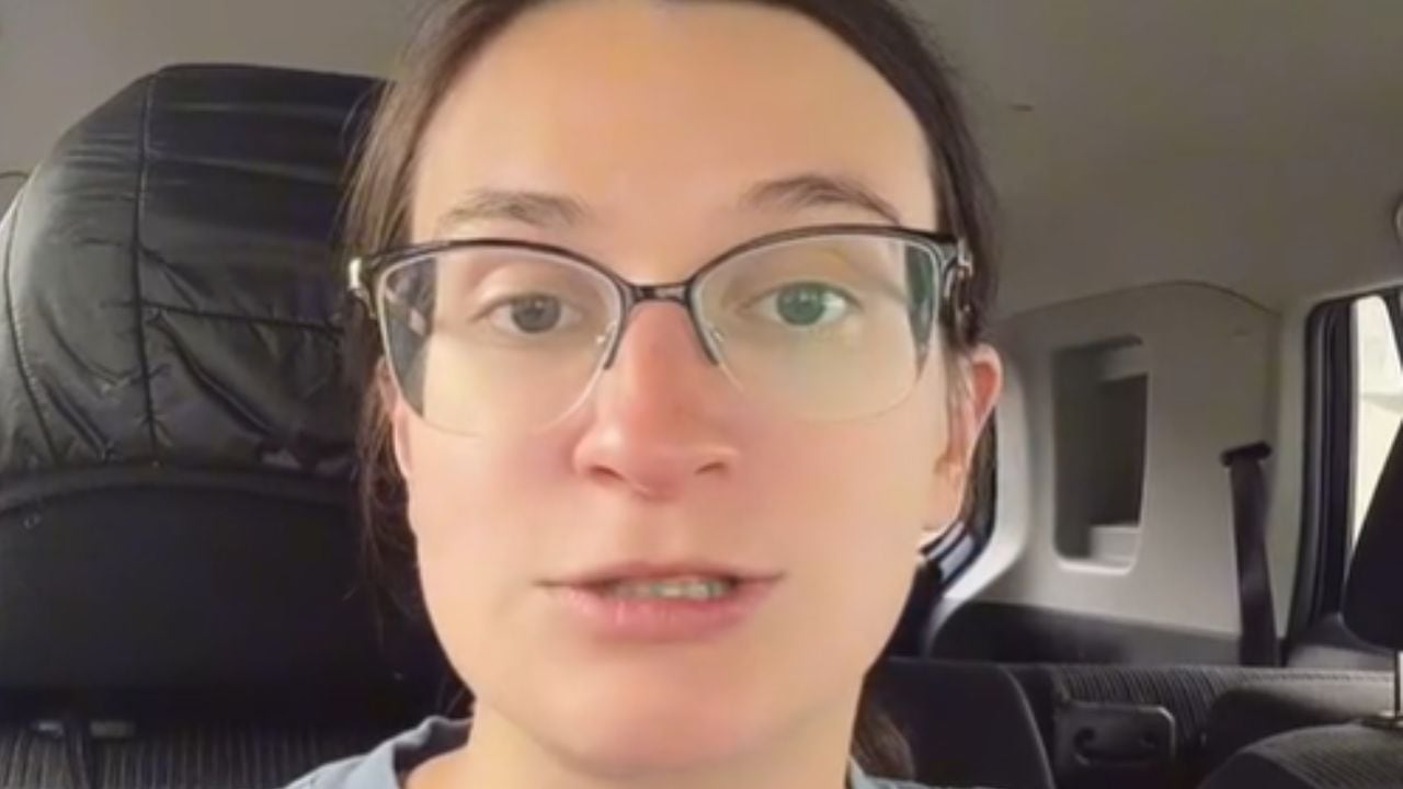 Joven denunció a sus padres por una insólita razón.