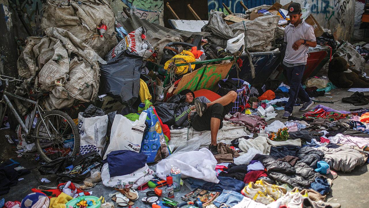 La empresa mexicana habría conseguido el millonario contrato a través de una supuesta maniobra "fraudulenta".