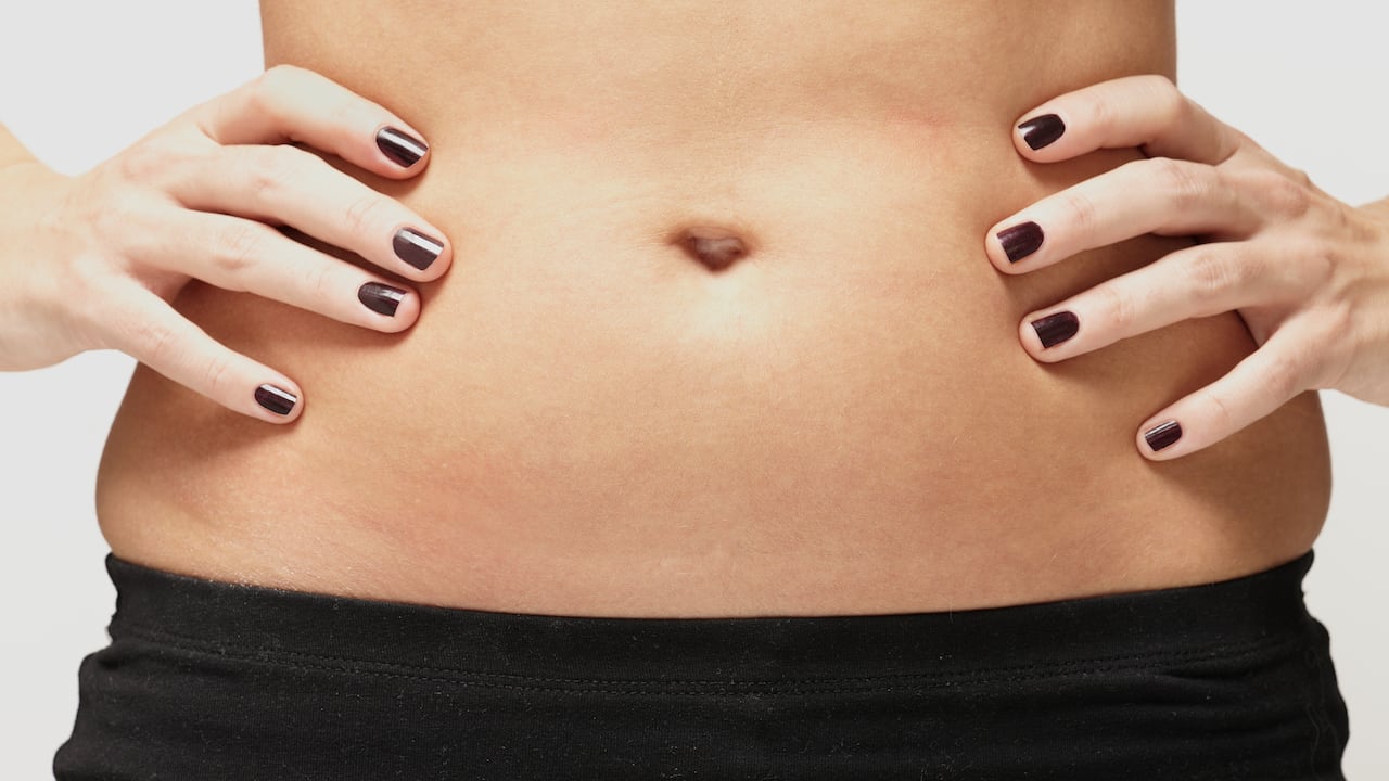 La grasa abdominal es muy recurrente en las mujeres.