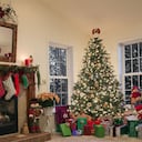 Decore con elegancia en minutos: El secreto para embellecer su espejo en la temporada festiva sin esfuerzo.