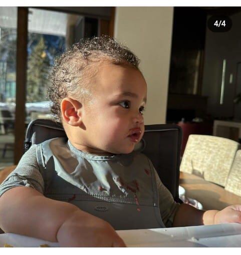 Aire Webster hijo de Kylie Jenner y el rapero Travis Scott Foto: @kyliejenner