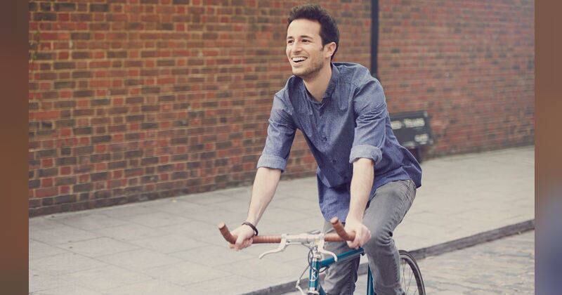 En la Unión Europea cada vez existen más vehículos como camiones, furgonetas de reparto y autobuses, los cuales tienen sistemas electrónicos que les permiten detectar la presencia de un peatón, una bicicleta o una motocicleta. iStock