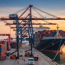 La balanza comercial de Colombia presenta un desbalance, ya que es más lo que el país compra que lo que vende.