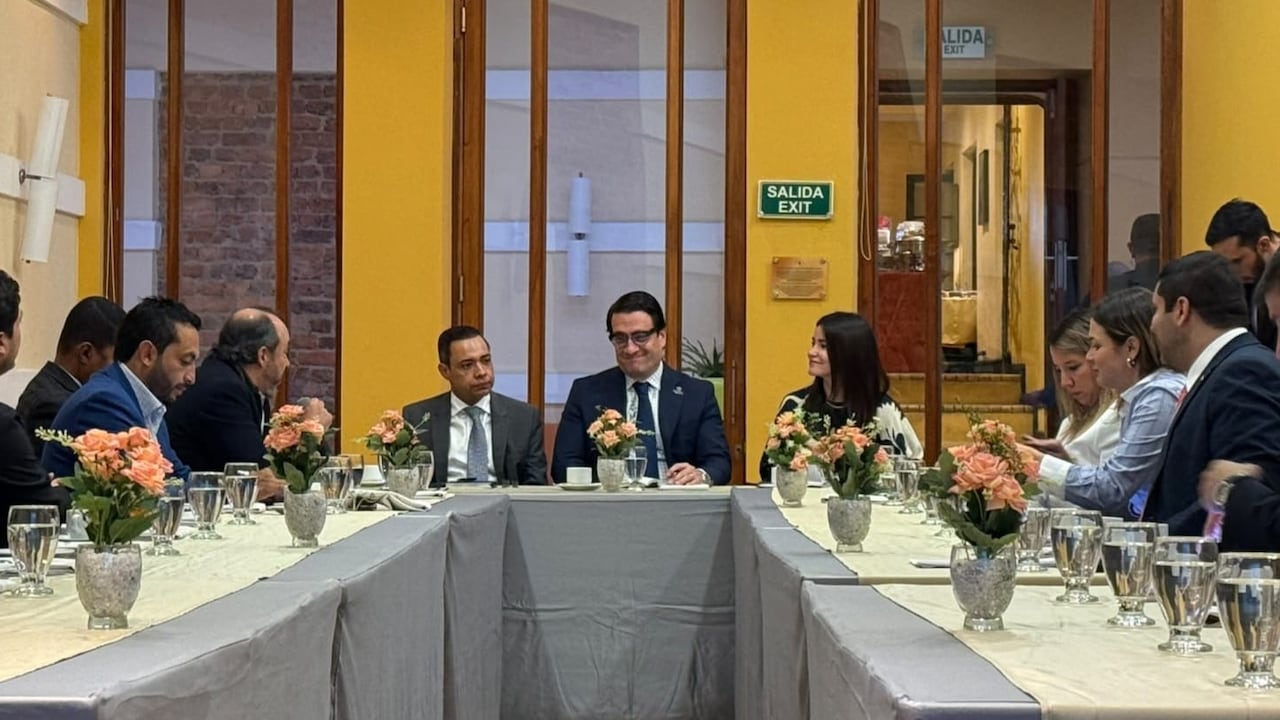 Esta fue la reunión de Cambio Radical con el ministro de Justicia, Iván Cancino.