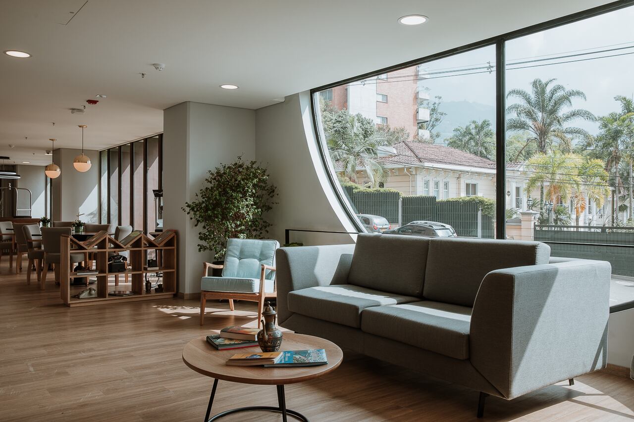 Casa Nua funciona 100% para renta, son habitaciones tipo suite que van desde los 25 metros cuadrados hasta los 48 metros cuadrados y están diseñadas de esta manera porque el 50% del proyecto está destinado para zonas comunes donde los residentes puedan desarrollar actividades.