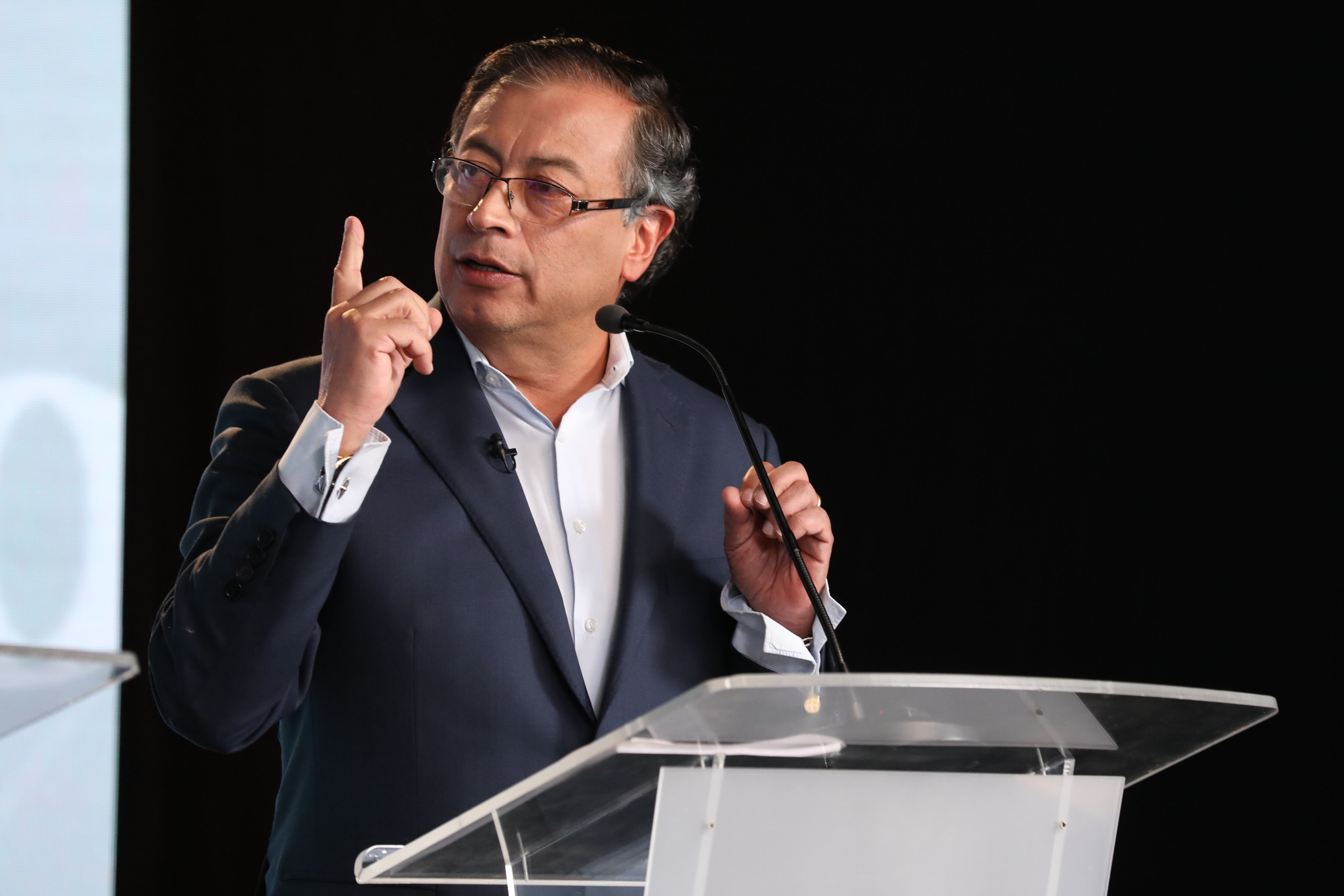 GUSTAVO PETRO