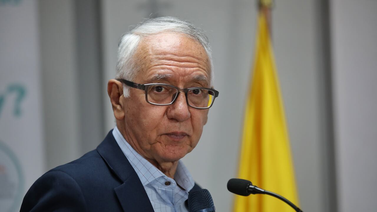 Guillermo Alfonso Jaramillo
Ministro de Salud, rueda de prensa Covid