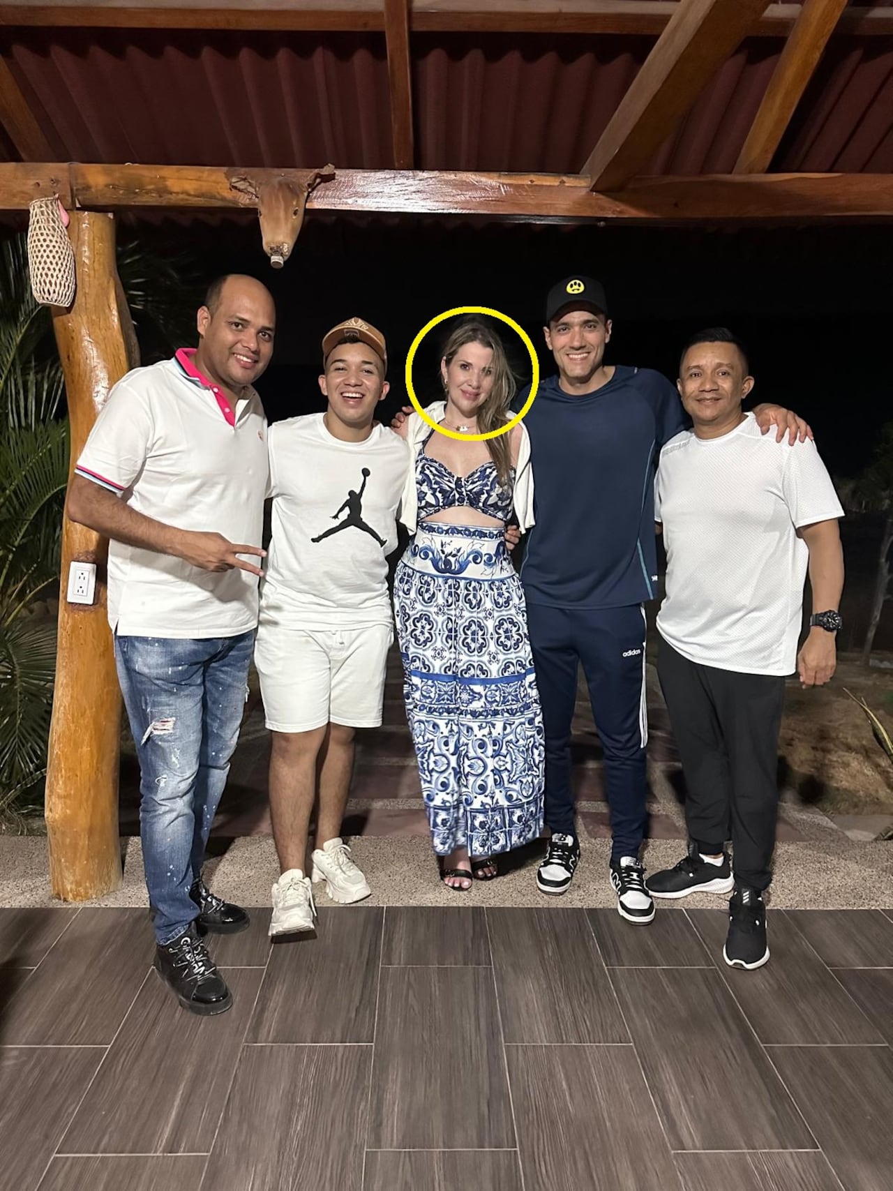 Durante diez meses Andrea Riveira Suárez trabajó como mánager de Samuel Morales. Durante este tiempo no recibió su salario completo.