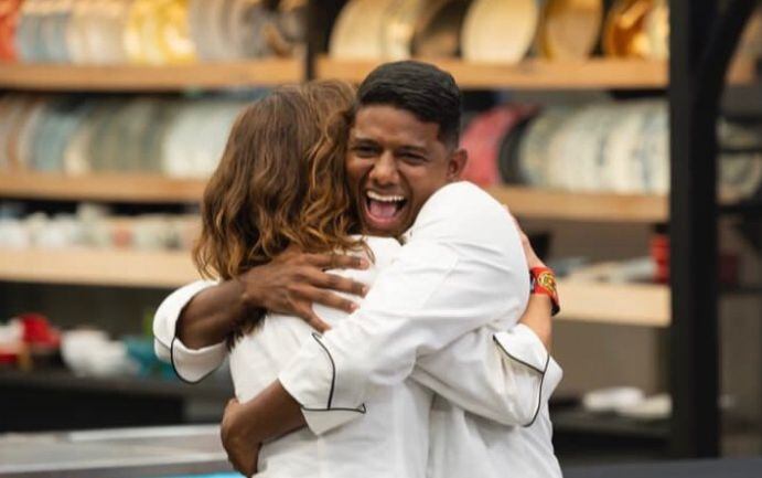 La reacción de Carolina Acevedo ante la eliminación de El Negrito dejó sorprendidos a los televidentes.
