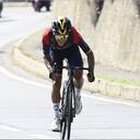 El ecuatoriano del Ineos Grenadiers tiene una ventaja de 20″ sobre Nibali, Landa y Hindley. La Maglia Rosa Juanpe López está a 37″. Un poderoso ataque del campeón olímpico que puso en dificultad a todos. Nadie intentó perseguirlo. 27 km para meta.
