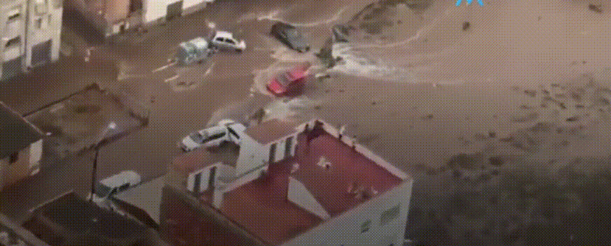 Los estragos que dejó la DANA en España. Inundaciones, cortes en el servicio del metro y búsqueda de desaparecidos
