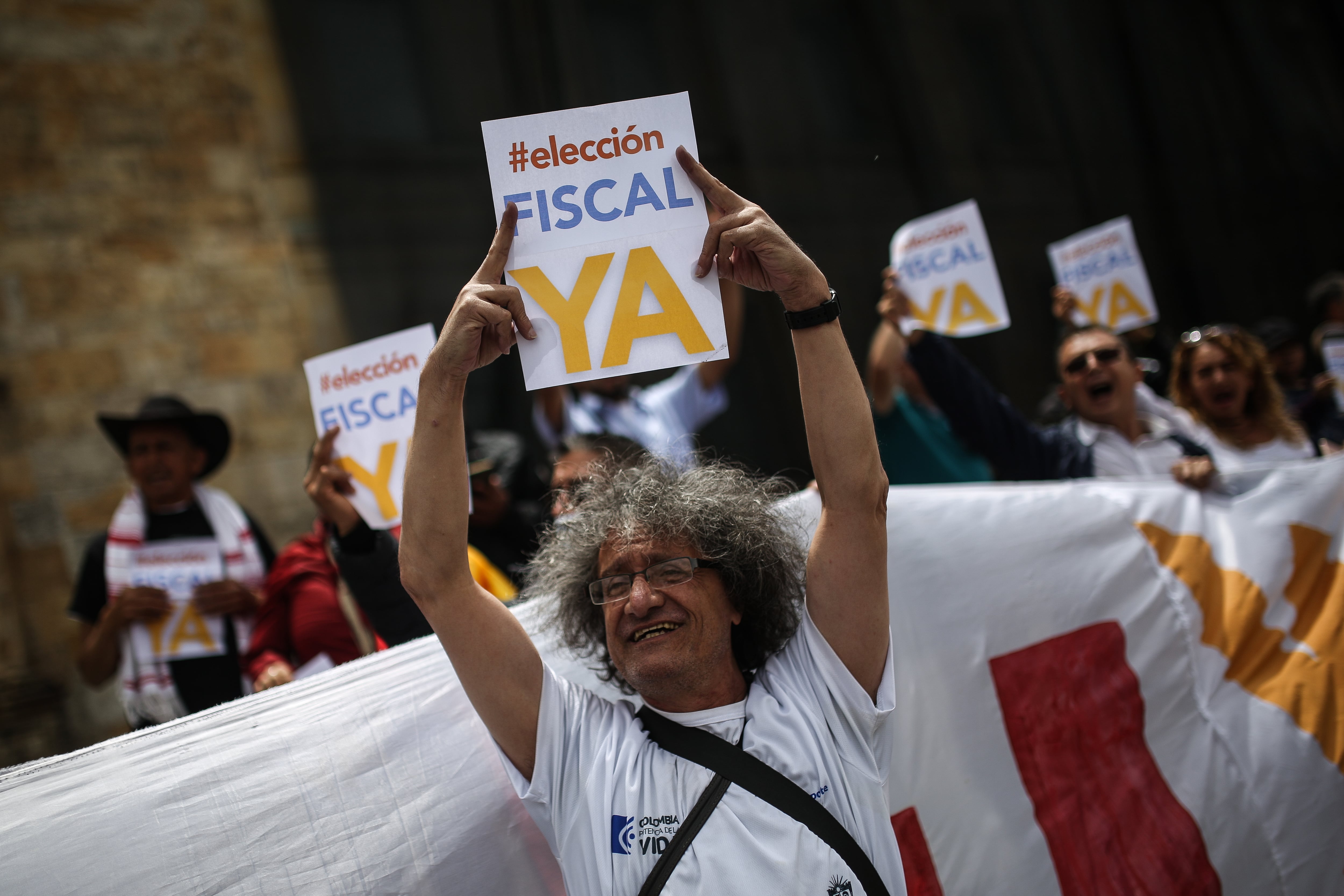 Plantón para que la Corte elija Fiscal