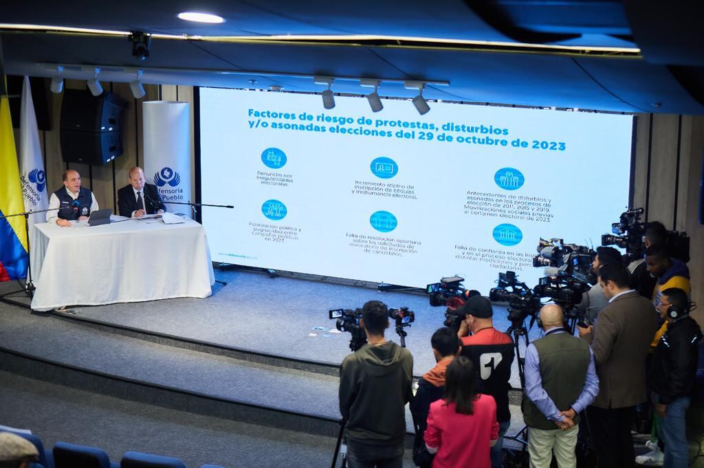 Defensor advierte riesgo de protestas tras posible inconformismo con resultados electorales; alerta en 24 departamentos y seis localidades de Bogotá