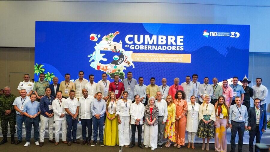 Cumbre de Gobernadores, con el presidente Petro.