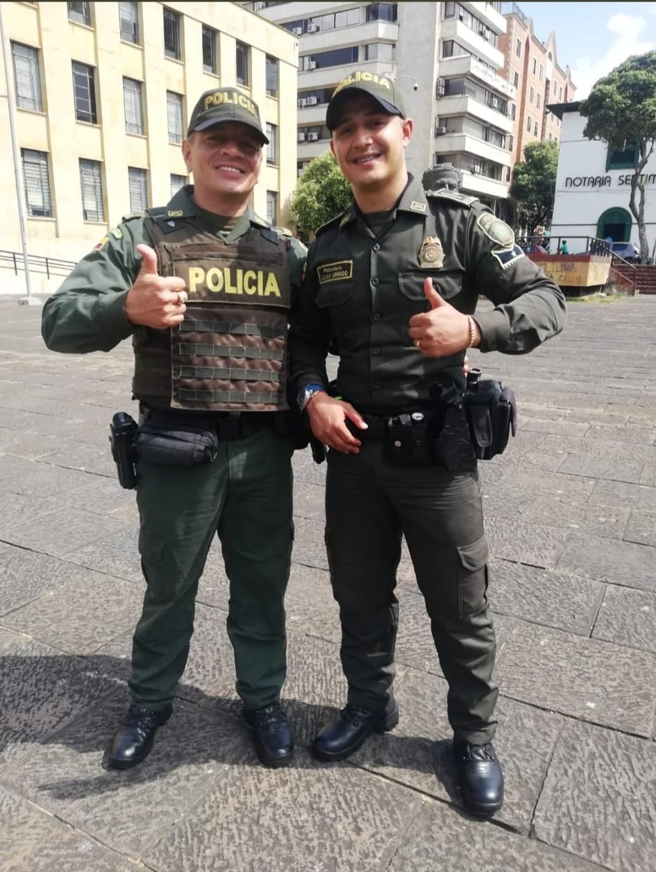 Patrulleros Juan Sebastián Díaz Pérez y Julián Esteban Urrego.
