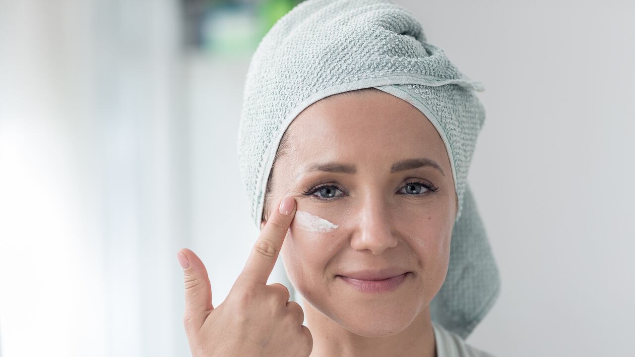 Las mascarillas caseras brindan diversos beneficios a la piel y le ayudan a recuperar la lozanía perdida.