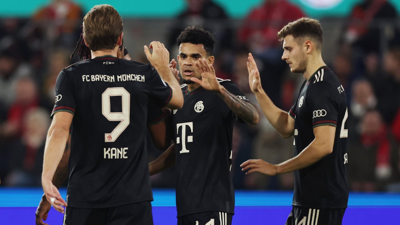 Gol de Luis Díaz, con Bayern Múnich, ante Colonia por la Copa de Alemania.