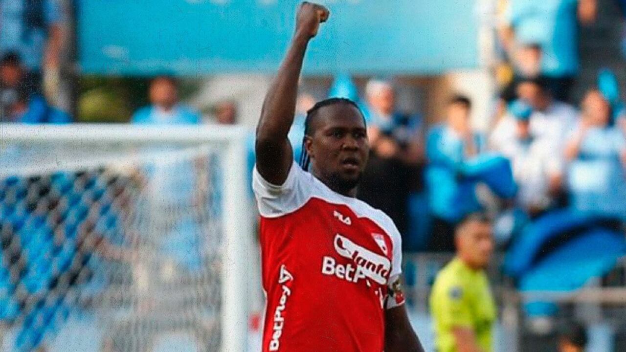 Hugo Rodallega abrió el marcador para Santa Fe ante Iquique.