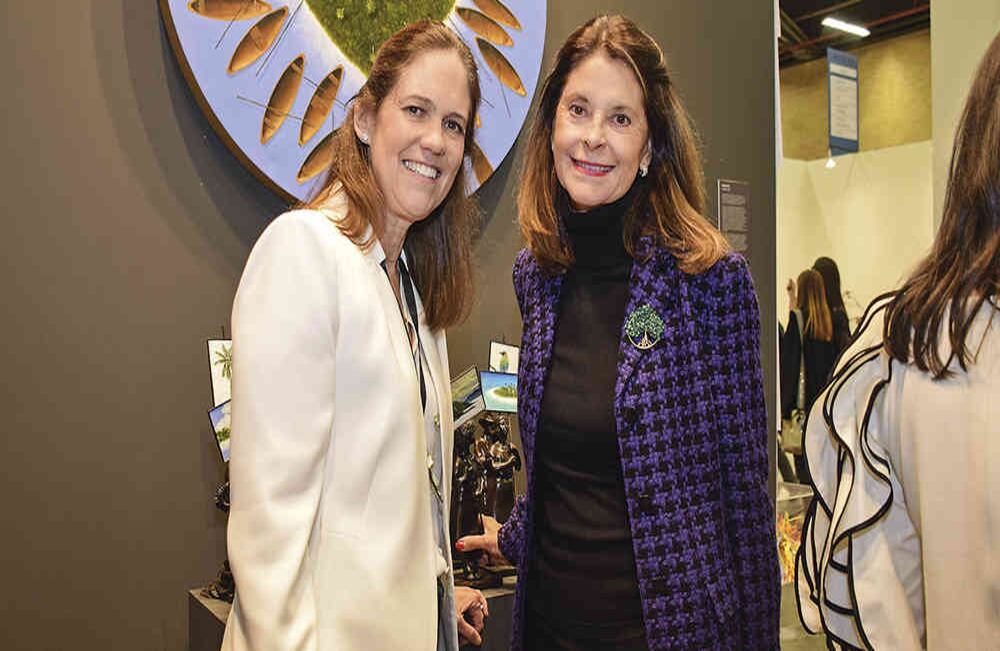 Beatriz Esguerra de Escallón y Marta Lucía Ramírez.