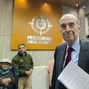 Excanciller Álvaro Leyva en la Procuraduría General tras el fallo que lo sancionó por diez años para ejercer cargos públicos.
Bogota noviembre 12 del 2024
foto Guillermo Torres Reina - SEMANA