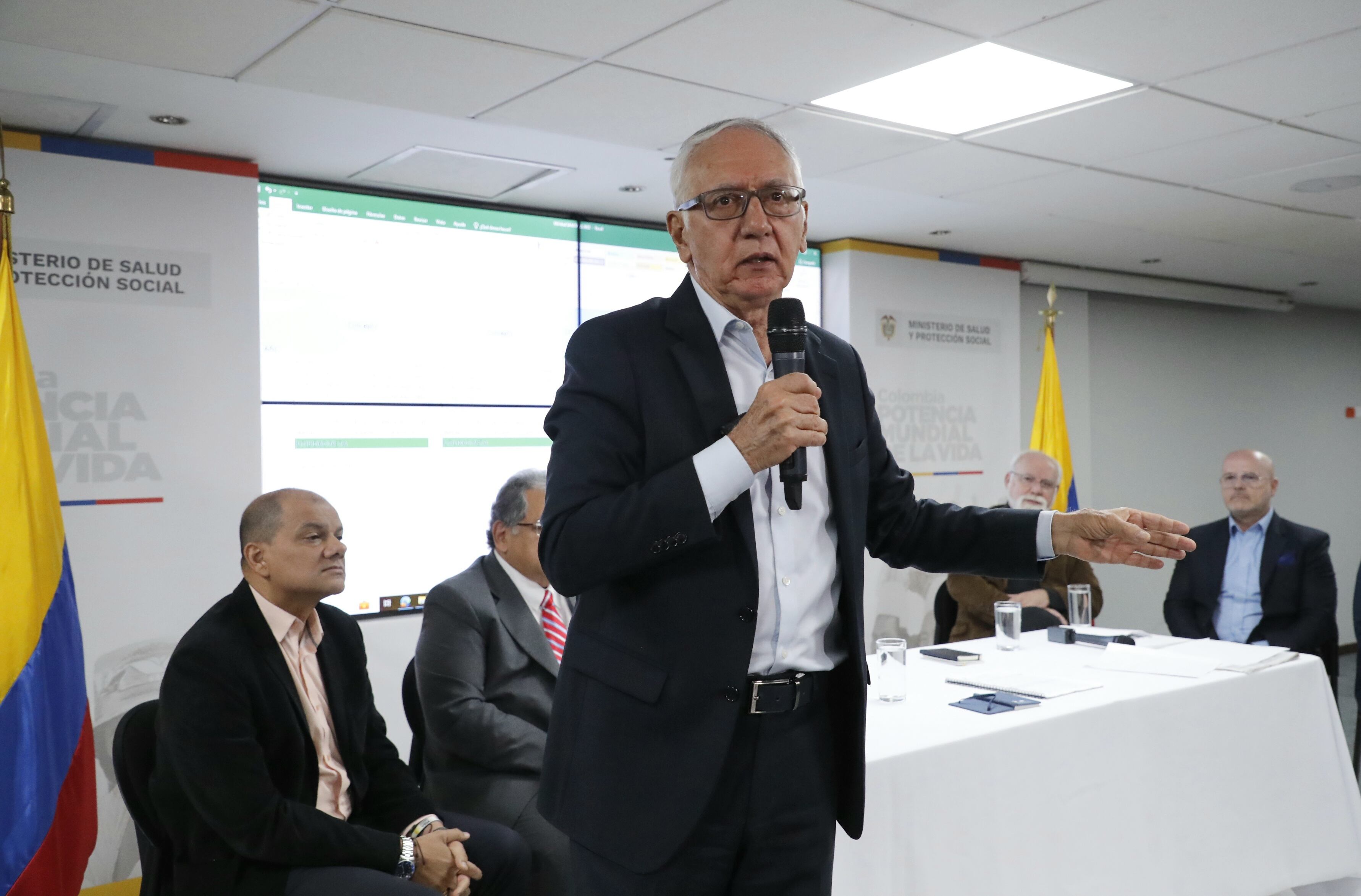 Ministro de Salud y Protección Social 
Guillermo Alfonso Jaramillo