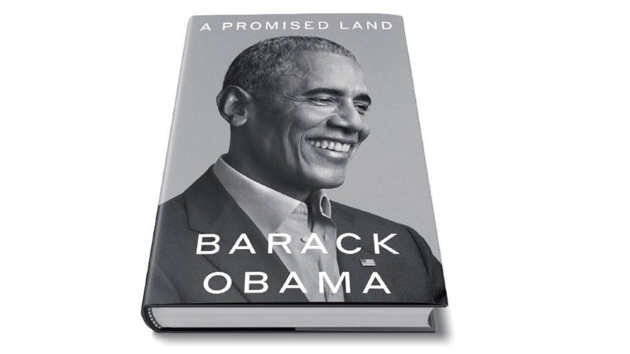 El primer día vendió más de 900.000 copias, superando la cifra alcanzada por el libro Mi Historia, de su esposa Michelle.