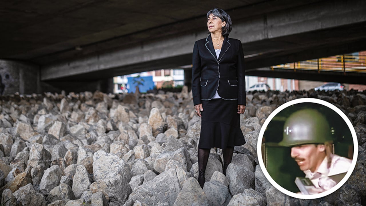 Martha Hurtado es la primera víctima reconocida del Palacio de Justicia por trastornos de salud mental. Fue conducida a la Casa del Florero, donde el coronel Alfonso Plazas Vega le dio salida al comprobar su estado de embarazo.