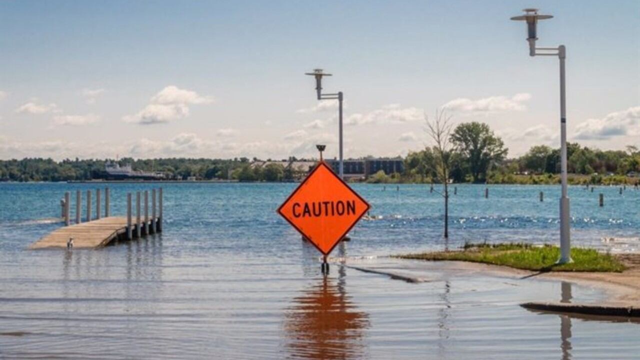 Las continuas emisiones récord de gases de efecto invernadero significan que más de nosotros estamos experimentando niveles peligrosos de impacto climático.