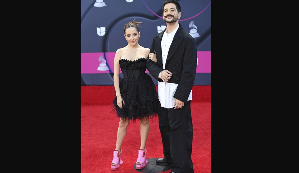 La pareja asistió a los Latin Grammy, donde contaban con algunas nominaciones.