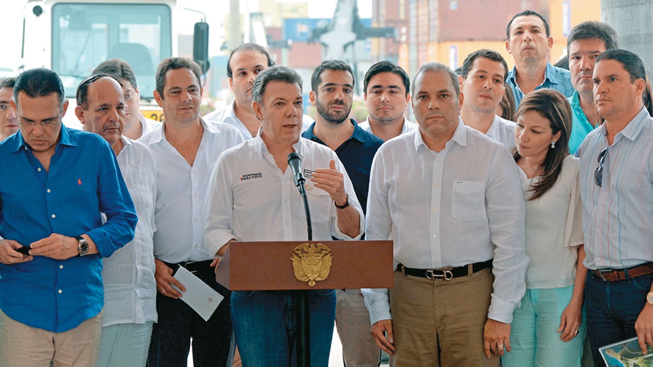 El pasado 13 de septiembre Juan Manuel Santos presidio el acto de creación de la comisión cribe del senado de la Republica.