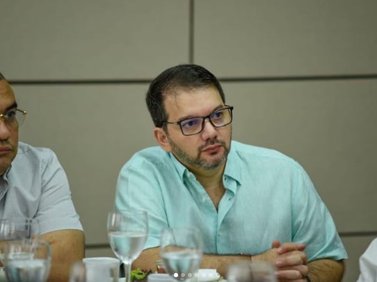 Julio Chagui es el congresista que está siendo involucrado por algunos chats revelados por Sneyder Pinilla.