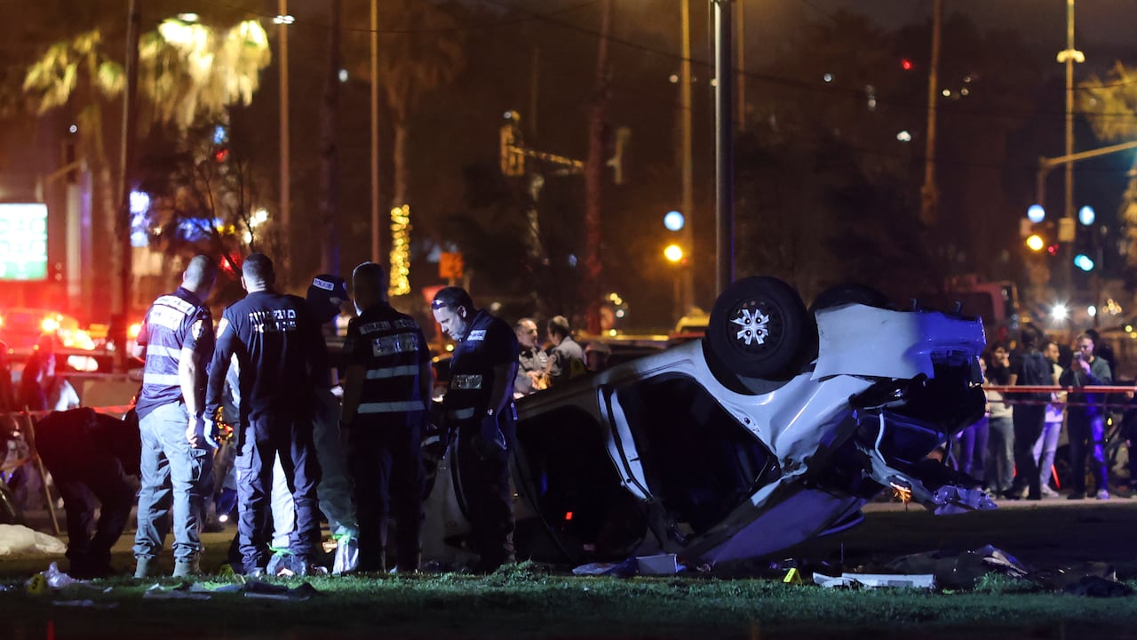 La Policía israelí indicó que se trató de "un atentado terrorista contra civiles, embestidos por un coche" y que "el terrorista fue neutralizado".