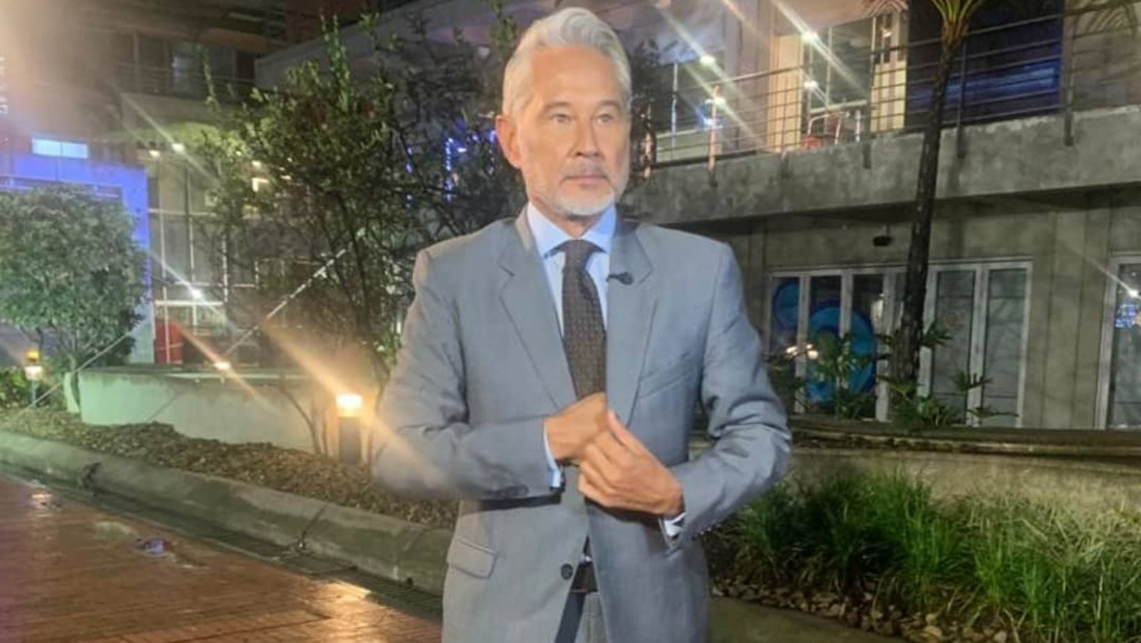 Manuel Teodoro se quitó varios años de encima y lo llenaron de elogios, ¿qué tal quedó?