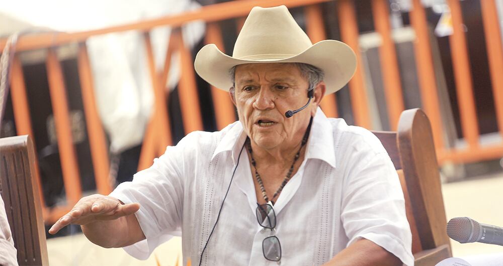   El Cholo Valderrama, cantautor colombiano, maestro de música llanera.