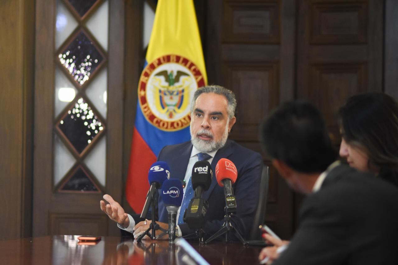 Armando Benedetti, ministro del Interior.