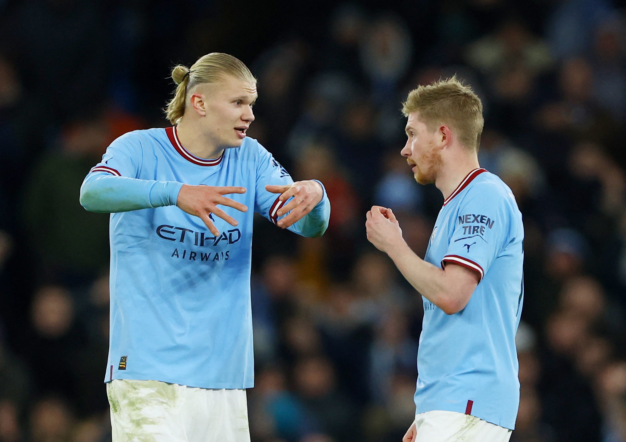 Soccer Football - FA Cup - Fourth Round - Manchester City v Arsenal - Etihad Stadium, Manchester, Britain - January 27, 2023 Manchester City's Erling Braut Haaland and Kevin De Bruyne REUTERS/Molly Darlington