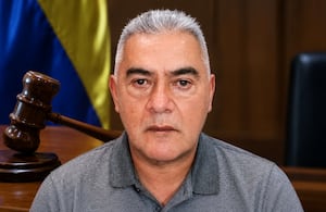 Papá Pitufo demandó a la Nación por daños y perjuicios morales.