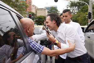 Federico Gutiérrez volvió a salir a las calles de Medellín.