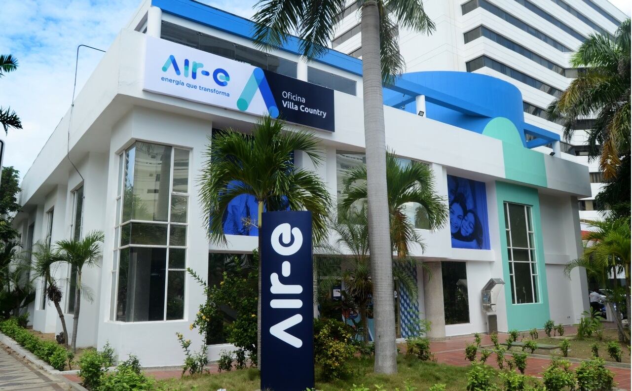 Las adjudicaciones se realizaron a Mainstream Renewable Power, Abo Wind, Cox Energy y Greenyellow. Foto: Air-e