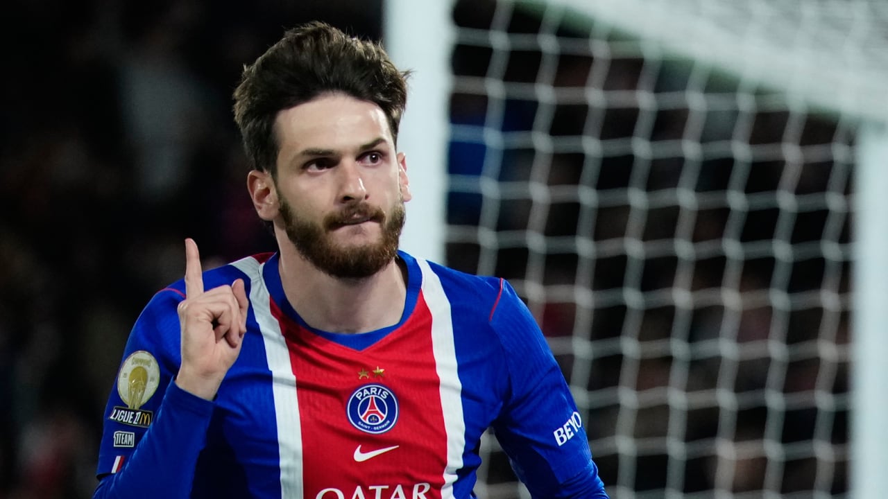 Khvicha Kvaratskhelia, delantero titular del PSG