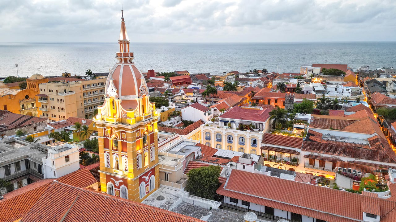 El Instituto Municipal de Cultura y Turismo de Bucaramanga confirmó que la certificación presentada por la actriz no fue expedida por la entidad; por tanto, carece de legalidad.