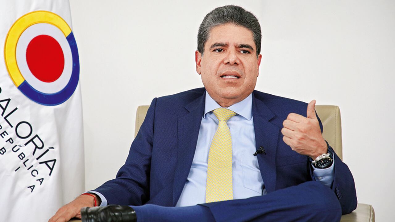 Carlos H. Rodríguez Contralor general