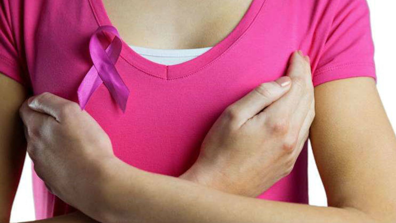 La Sociedad Americana de Cáncer recomienda 150 minutos de ejercicio moderado (caminar) y 75 minutos de actividad vigorosa (trotar)