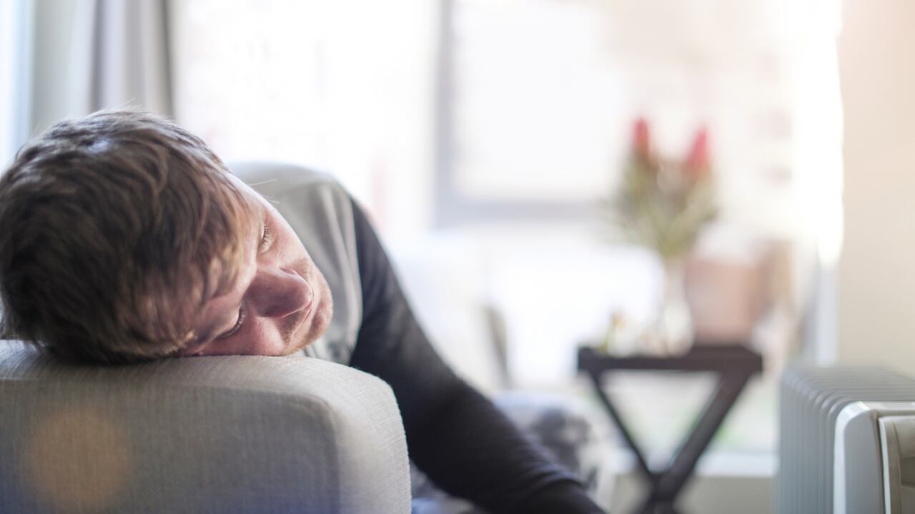 La soltería prolongada mostró efectos acumulativos en la satisfacción personal.