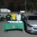 Policía capturó a 5 personas señaladas de robo de vehículos.