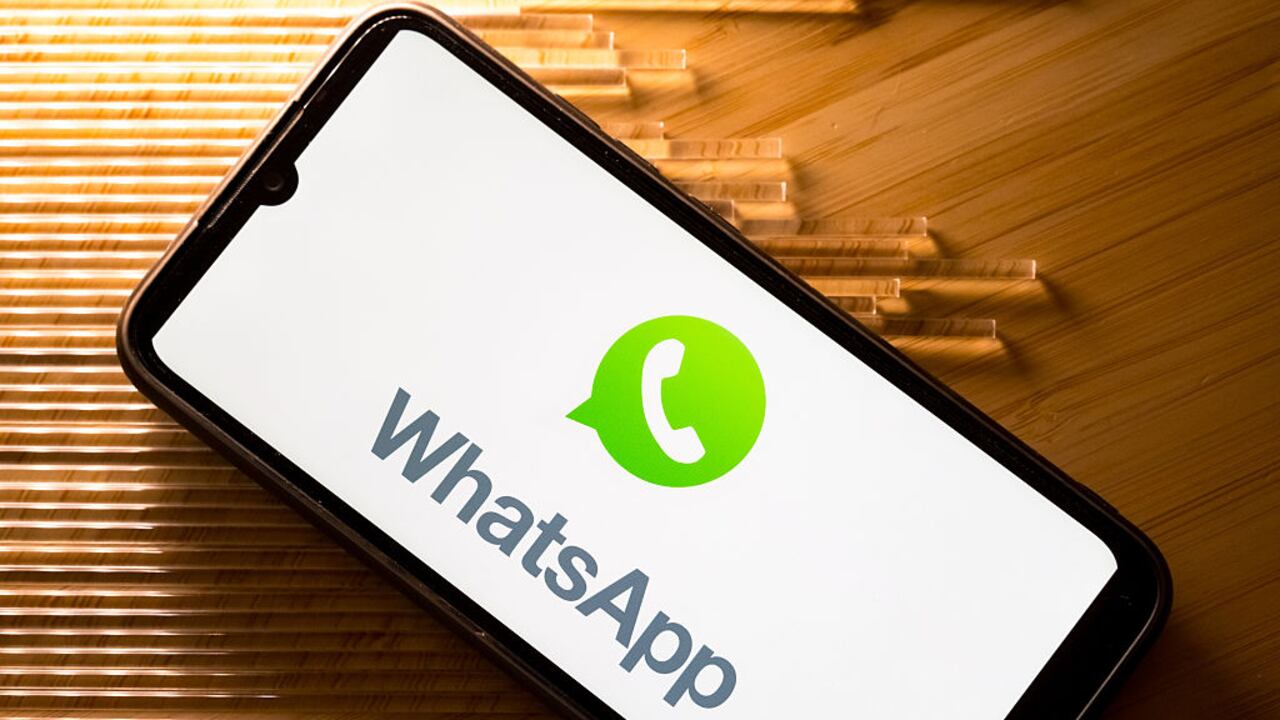 La app de mensajería trabaja en una novedad que permitirá sumar una imagen adicional al perfil.