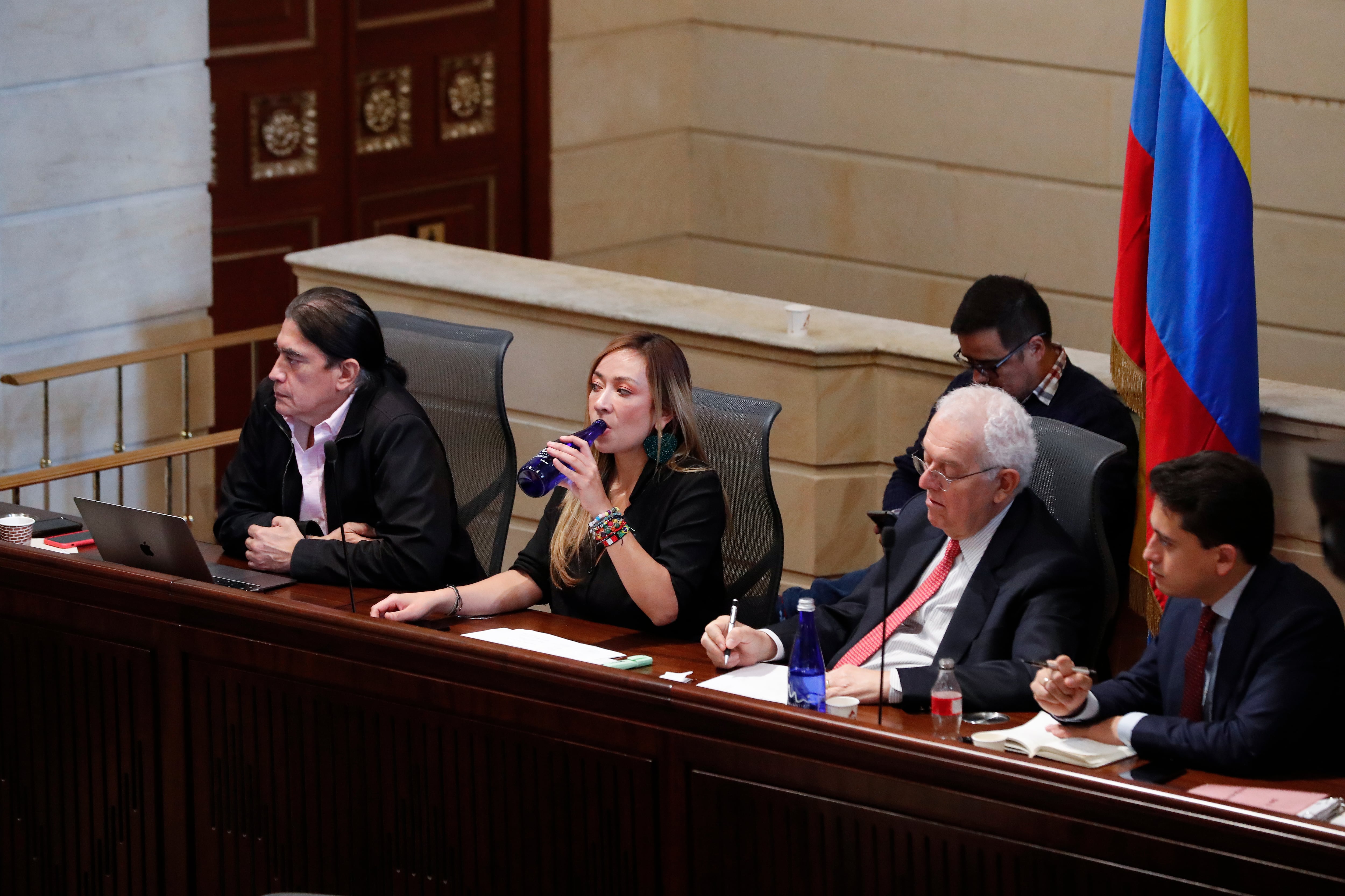 Senador Gustavo Bolívar
Representante Katherine Miranda
Ministro de Hacienda Jose Antonio Ocampo
Director de la Dian  Luis Carlos Reyes
Audiencia pública citada por las comisiones terceras conjuntas pra la Reforma Tributaria con los gremios económicos
Bogota agosto 31 del 2022
Foto Guillermo Torres Reina / Semana