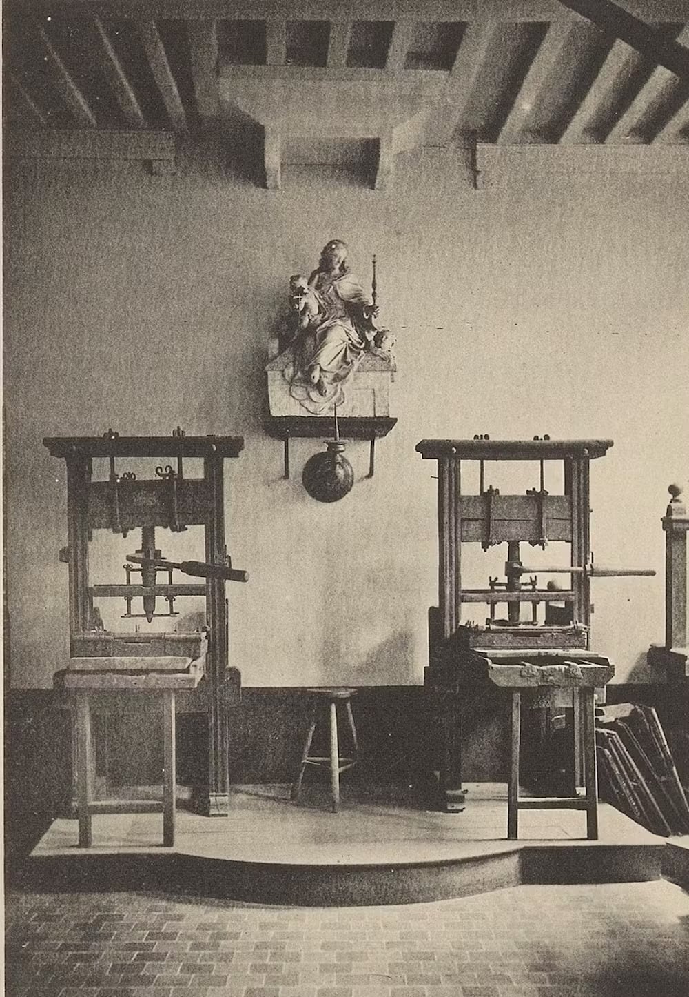 Prensas antiguas en la imprenta de Christoffel Plantijn (Cristóbal Plantino). Rijksmuseum